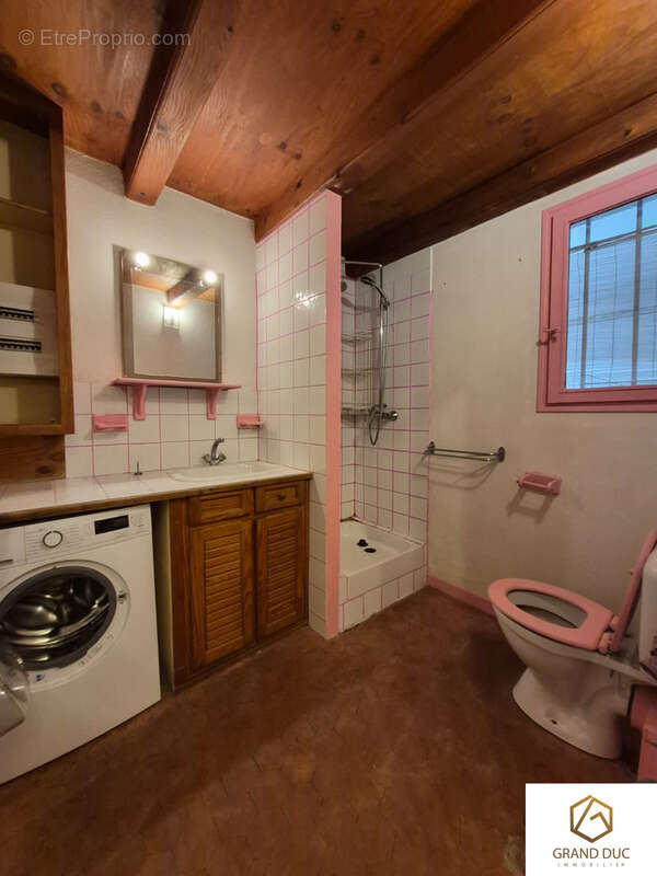 Appartement à MARSEILLE-1E