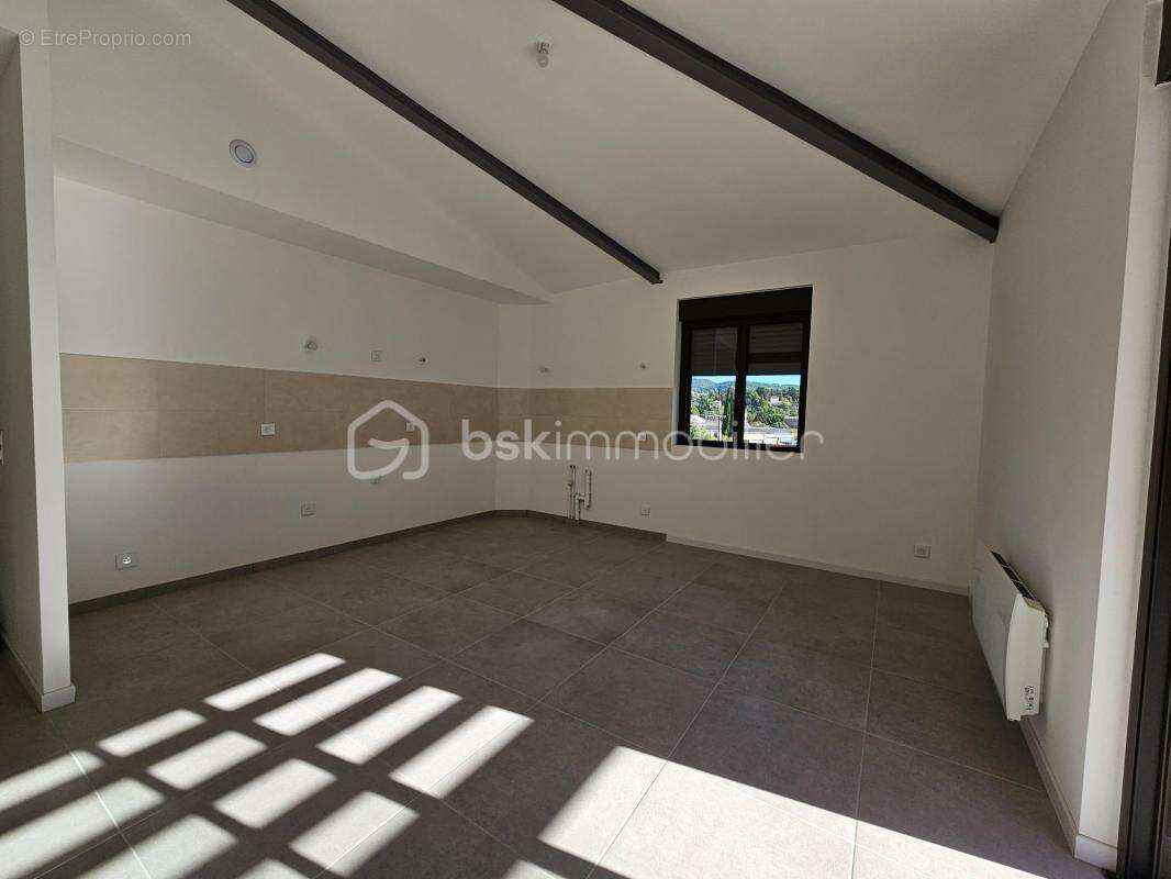 Appartement à DRAGUIGNAN