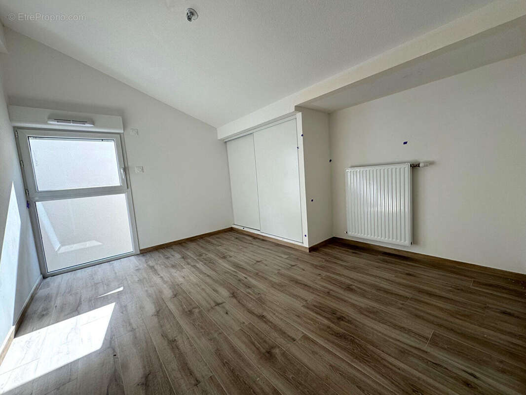 Appartement à MONTRABE