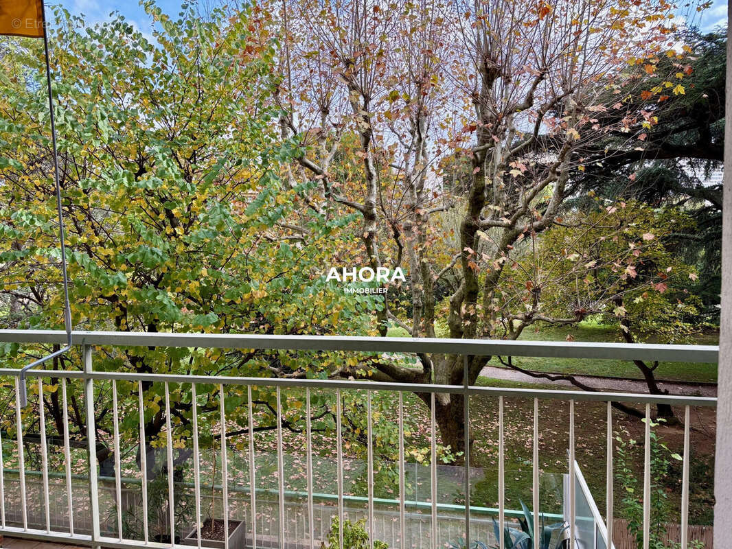 Appartement à MARSEILLE-9E