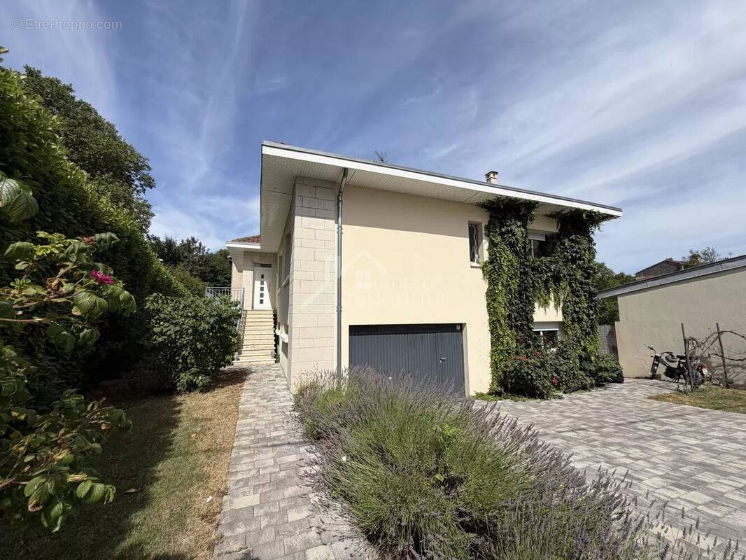 Maison à PONT-A-MOUSSON