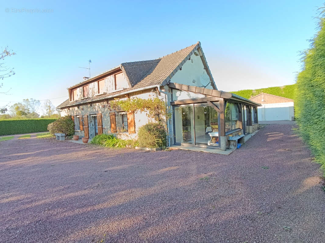 Maison à LA TRINITE