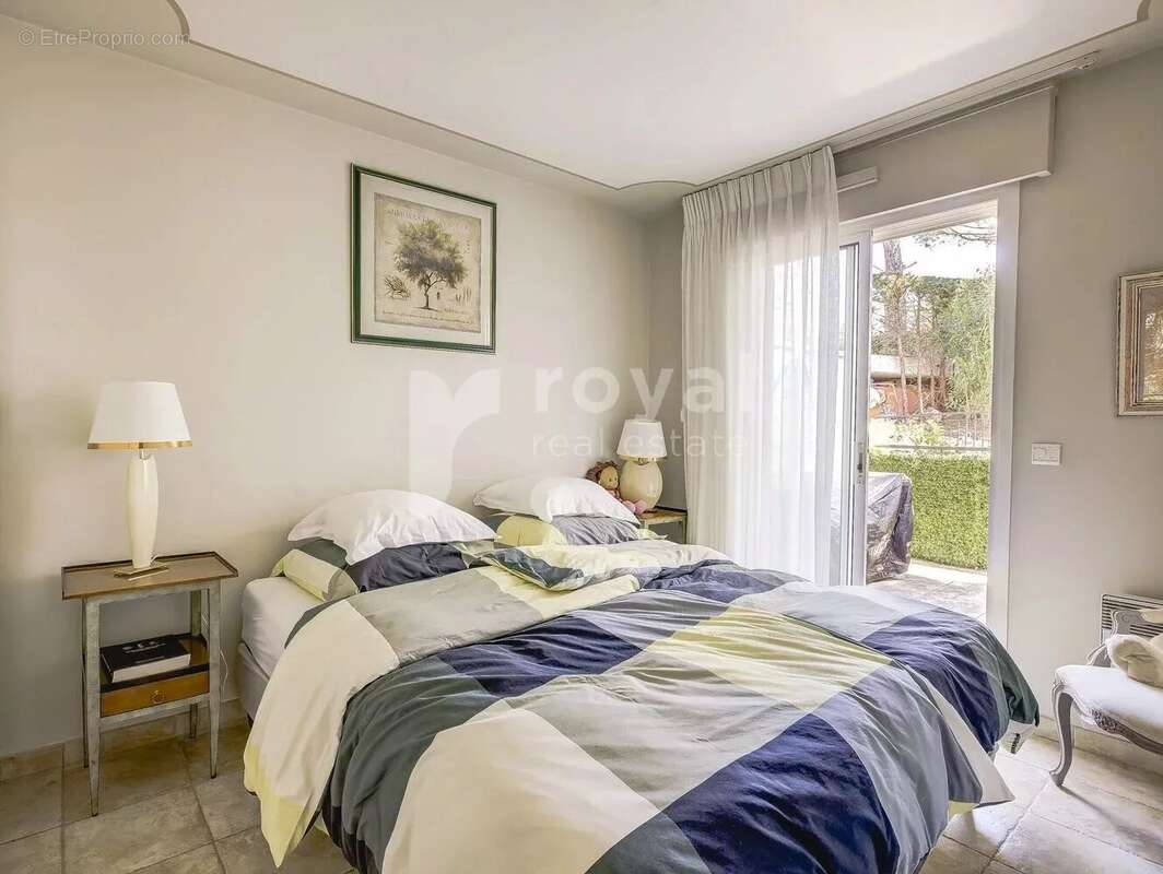 Appartement à MOUGINS