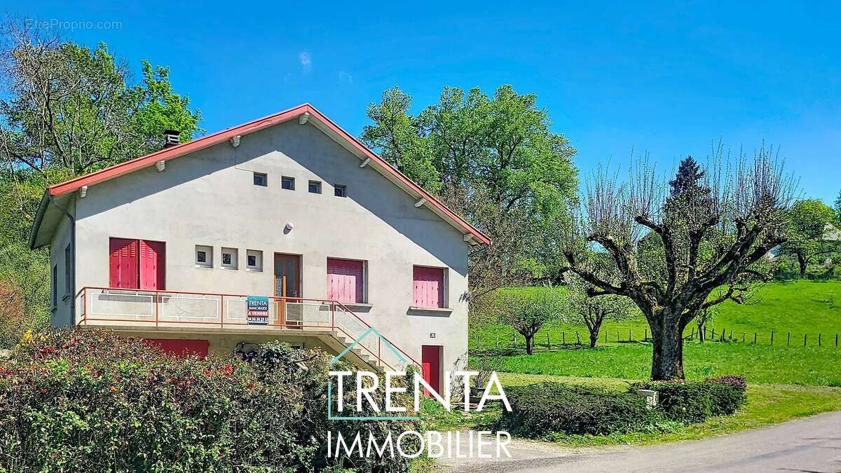 Maison à LES ABRETS