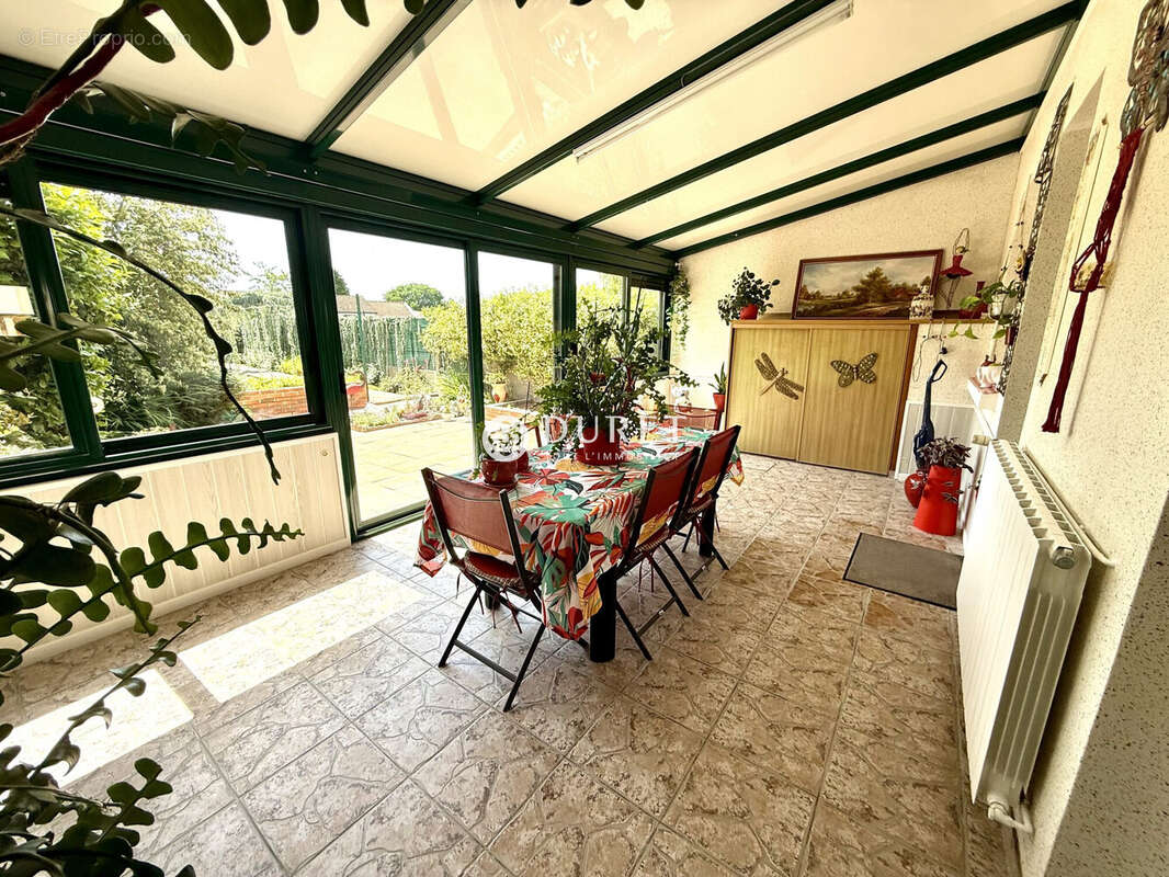 Maison à NESMY