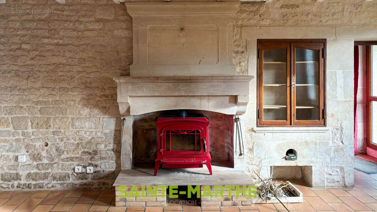 Maison à VILLIERS-EN-PLAINE