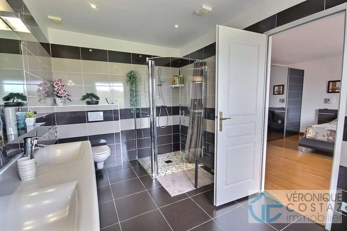 Maison à PORTO-VECCHIO