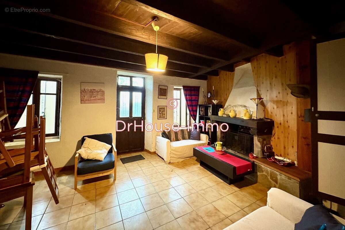 Maison 83 m² à Les Martys  - photo 3