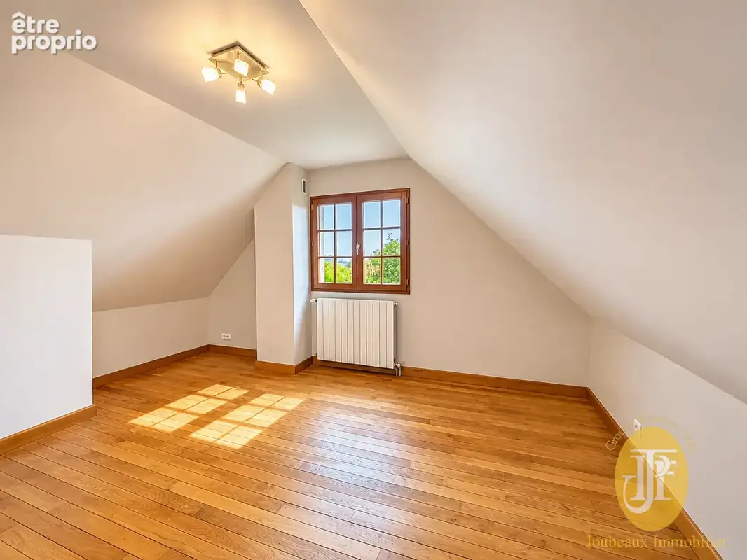 Charmante maison en pierre sur 3000 m2 de terrain - photo 22