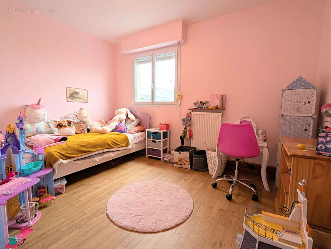 Maison à LES PONTS-DE-CE