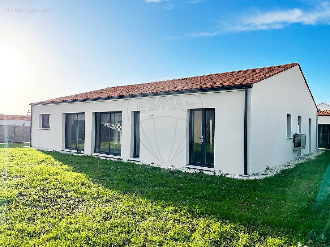 Maison à MEDIS