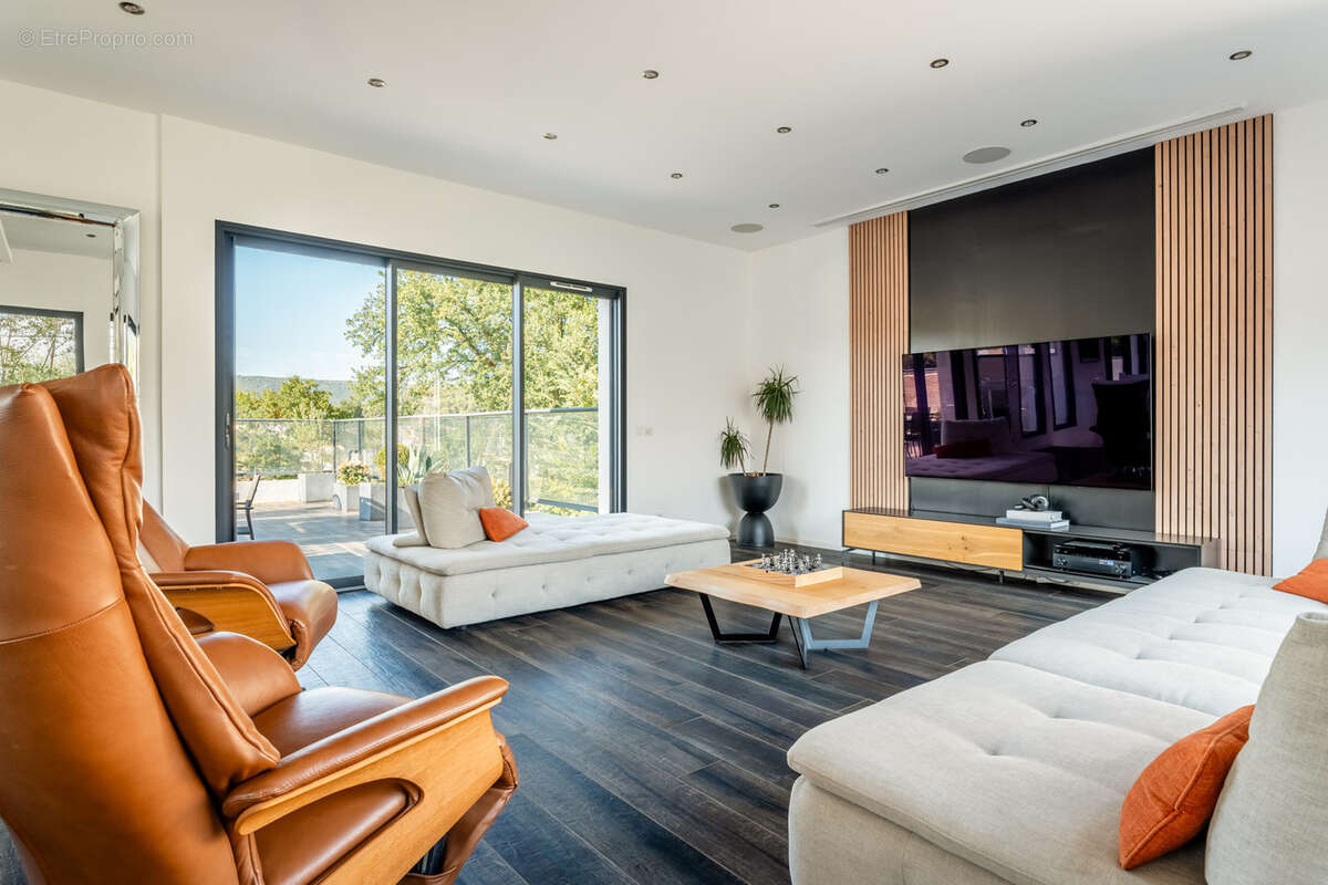 Maison à LA DESTROUSSE