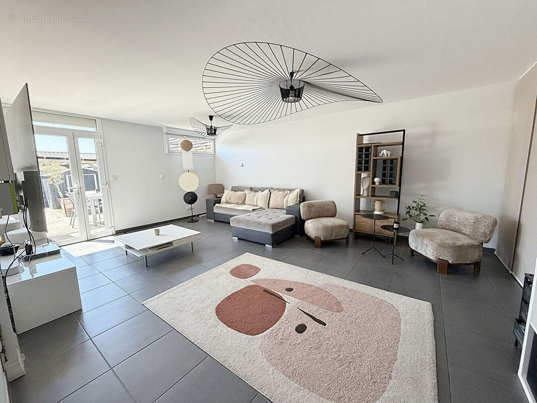 A vendre - loft  saint contest / cairon 7 pièce(s) 170 m2 - photo 3