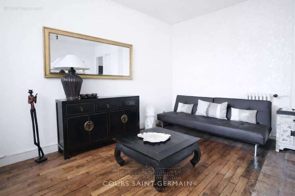 Paris 18ᵉ – Montmartre – Charmant 2 pièces au cœur d'un environnement exceptionnel - photo 4
