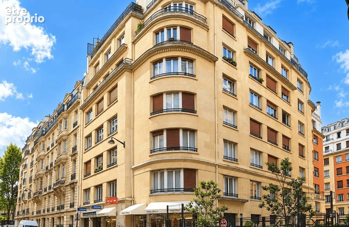 Appartement 3 pièces 77 m² à vendre à Paris-16e (75116) - photo 3
