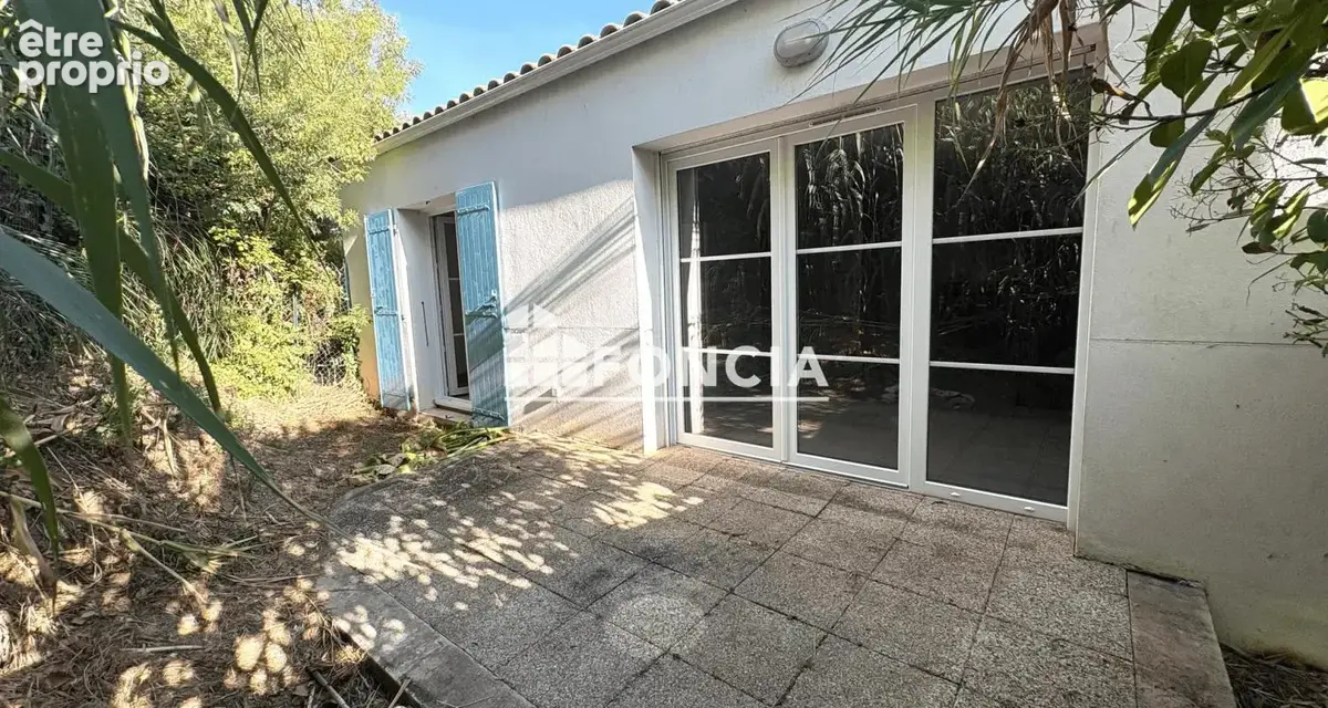Maison T3 au Château d'Oléron, avec garage - photo 2