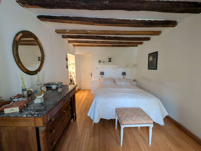 Maison à VITRY-AUX-LOGES