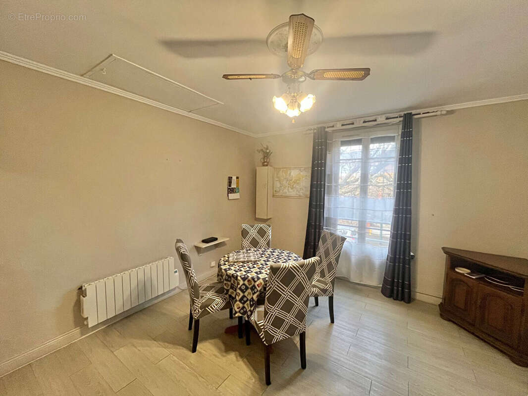 Appartement à LE RAINCY