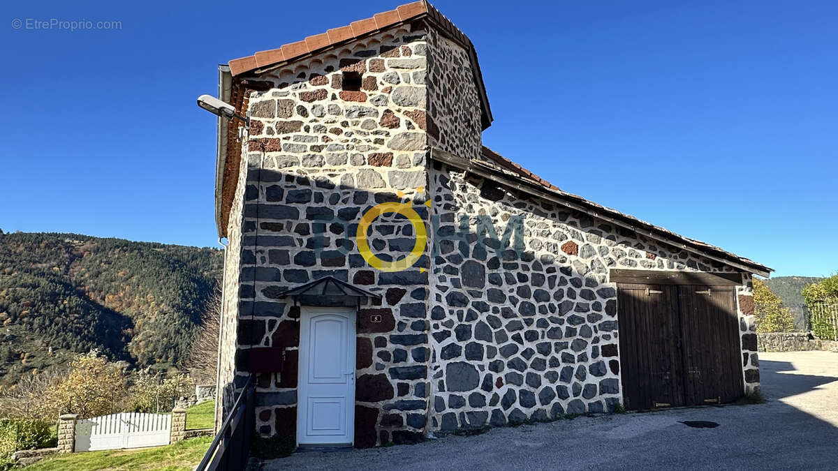 Maison à ALLEYRAS