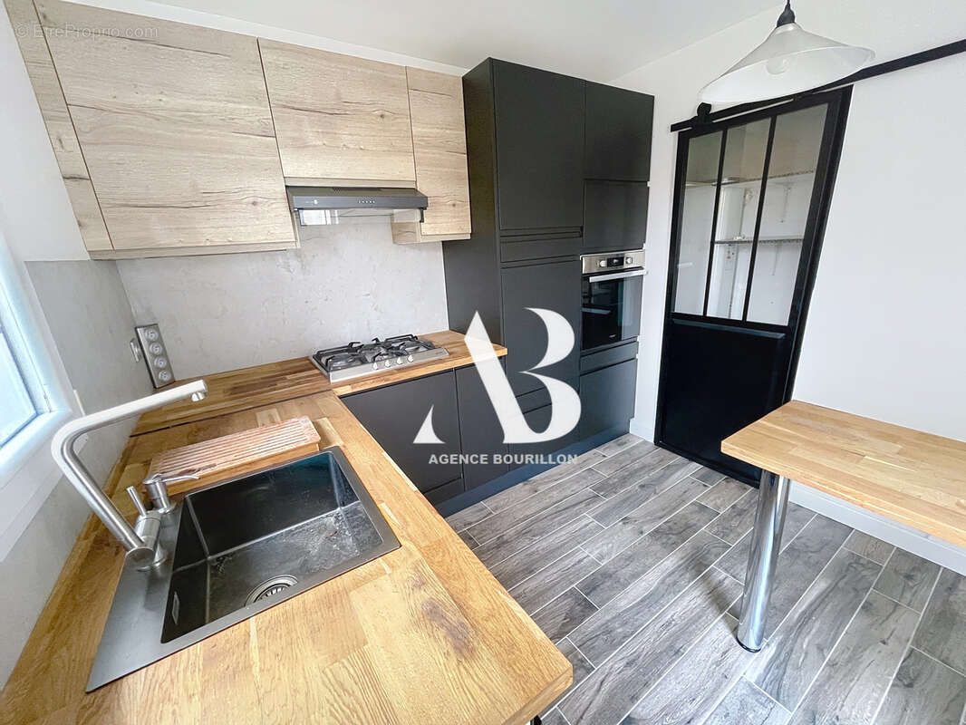 Maison à VERNEUIL-L'ETANG