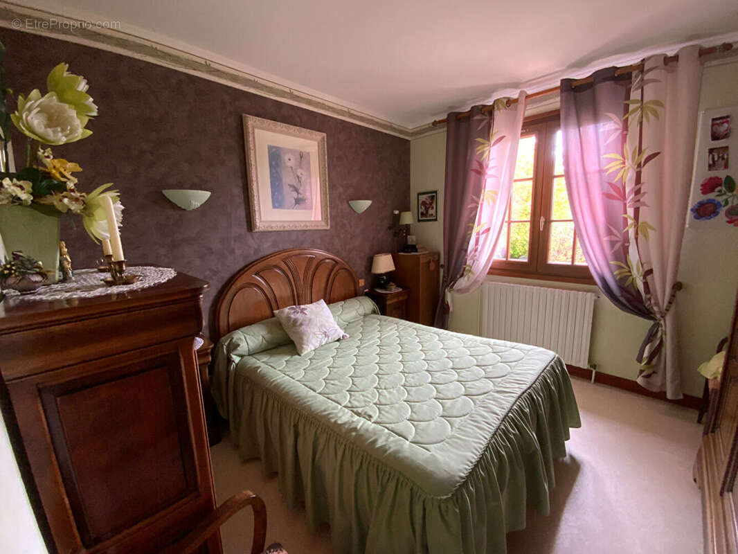 Maison à TOULON-SUR-ARROUX