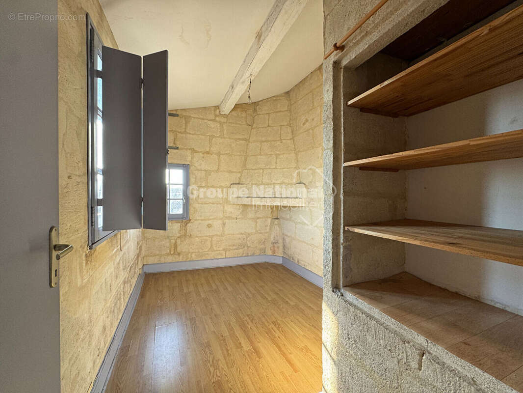 Appartement à BEAUCAIRE