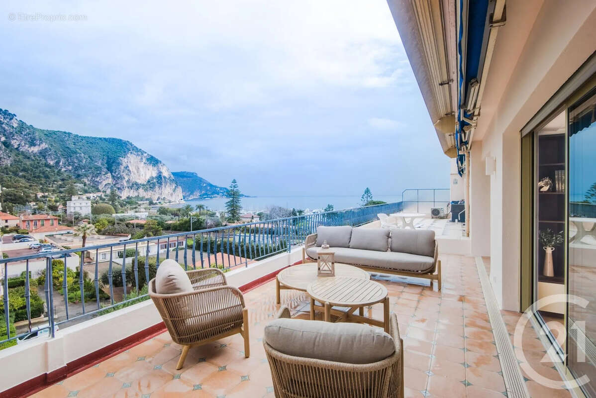 Appartement à BEAULIEU-SUR-MER