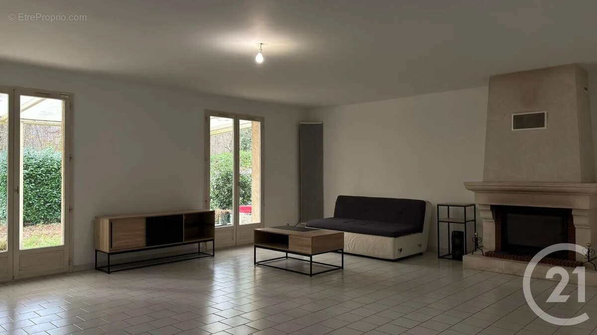 Maison à LA COUTURE-BOUSSEY