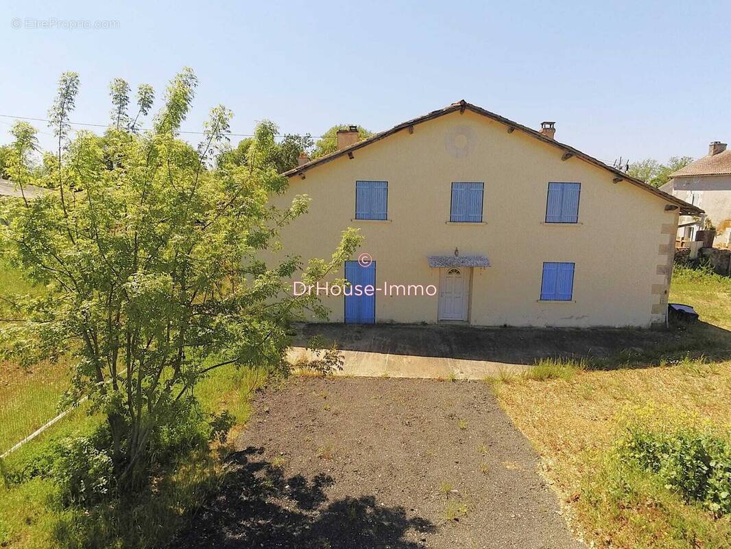 Maison à VOUNEUIL-SOUS-BIARD