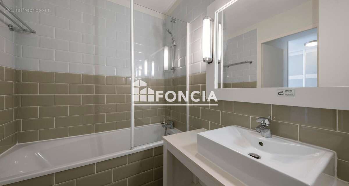 Appartement à SAINT-MARTIN-DE-RE