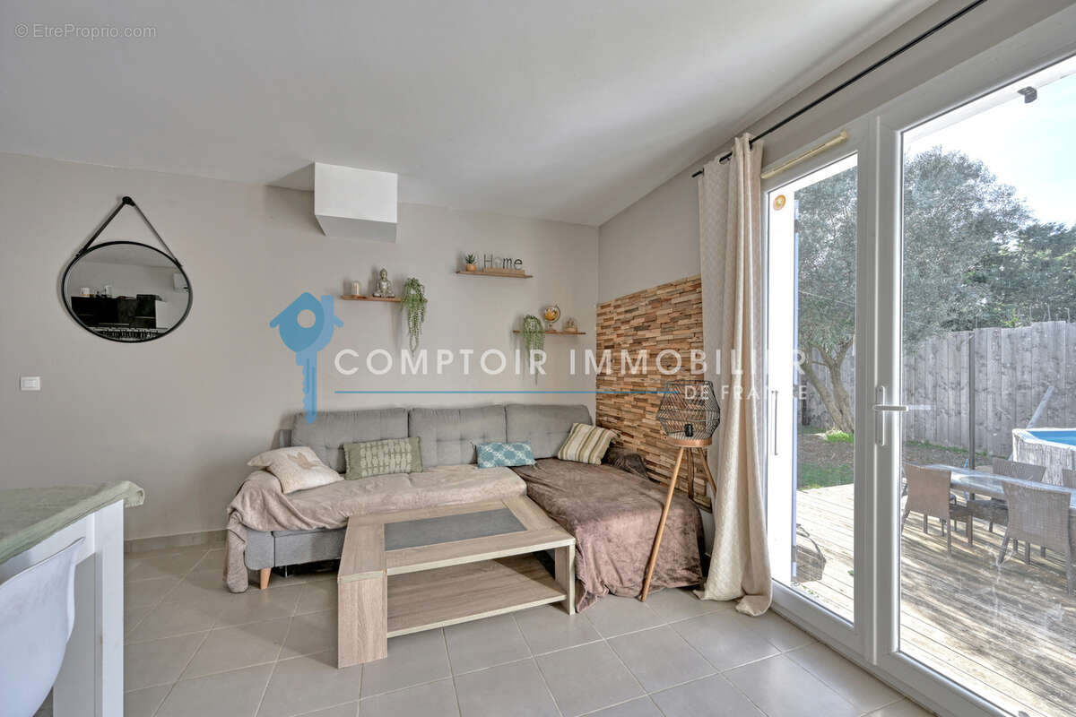 Maison à AIMARGUES