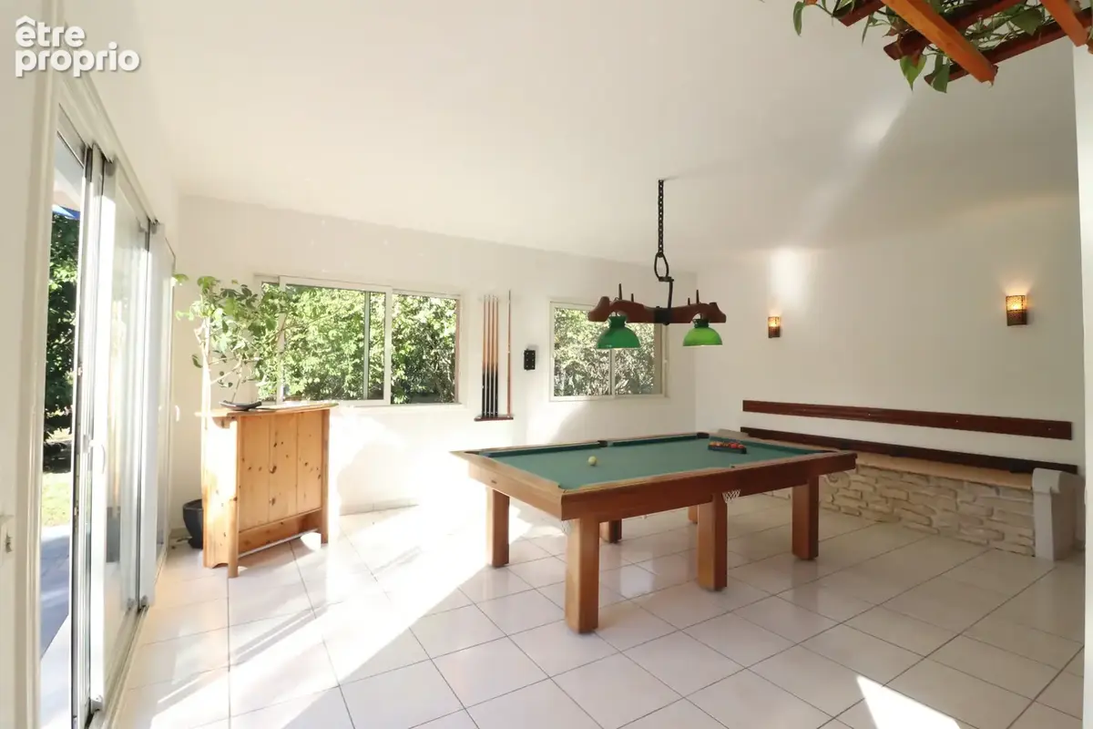 Maison familiale sur jolie parcelle végétalisée - photo 6