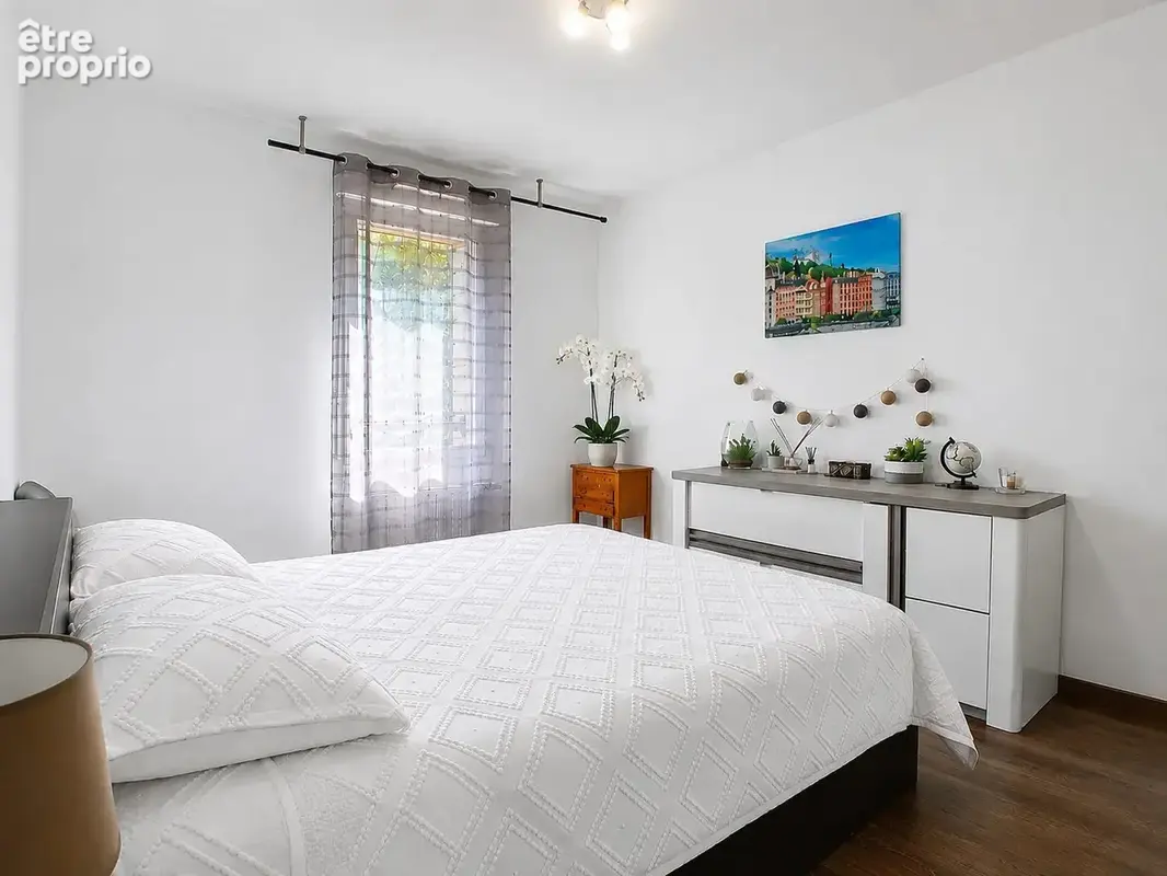 Appartement 57 m² à Decines-Charpieu  - photo 4