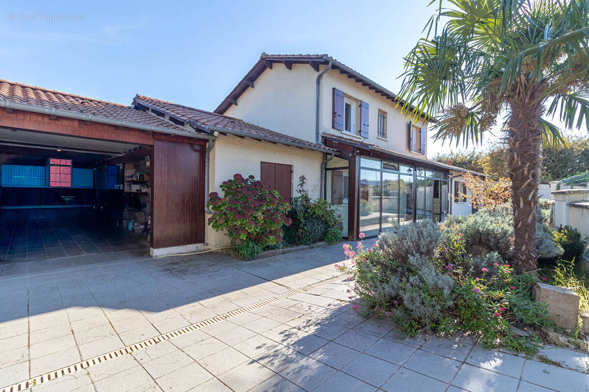 Maison à CHANCELADE