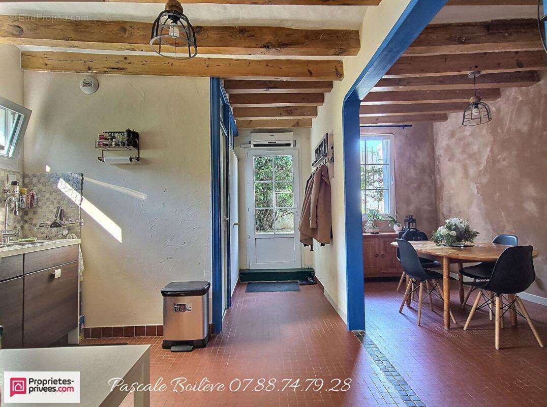 Maison à VARENNES-SUR-LOIRE