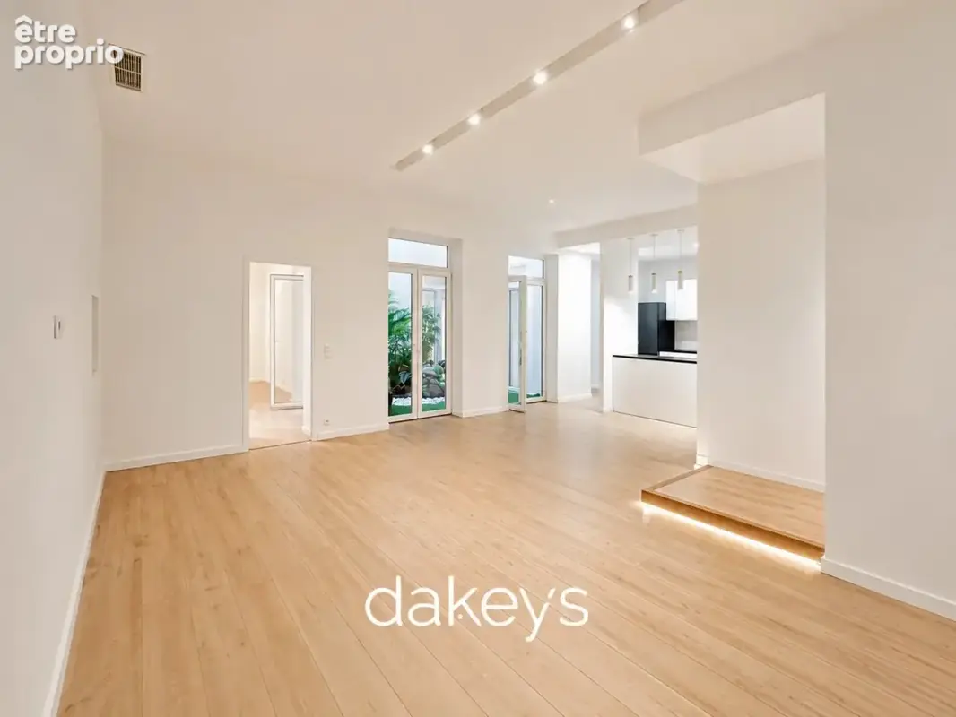 Appartement à MARSEILLE-1E
