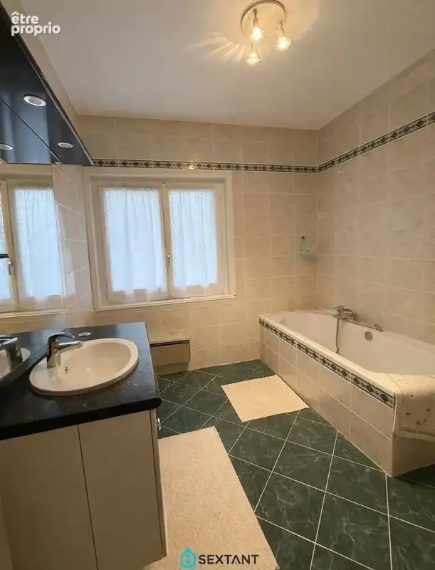 DIVONNE-LES-BAINS (01220) - Propriété d'exception avec vue panoramique sur le Mont-Blanc - 1 185 000  - photo 10