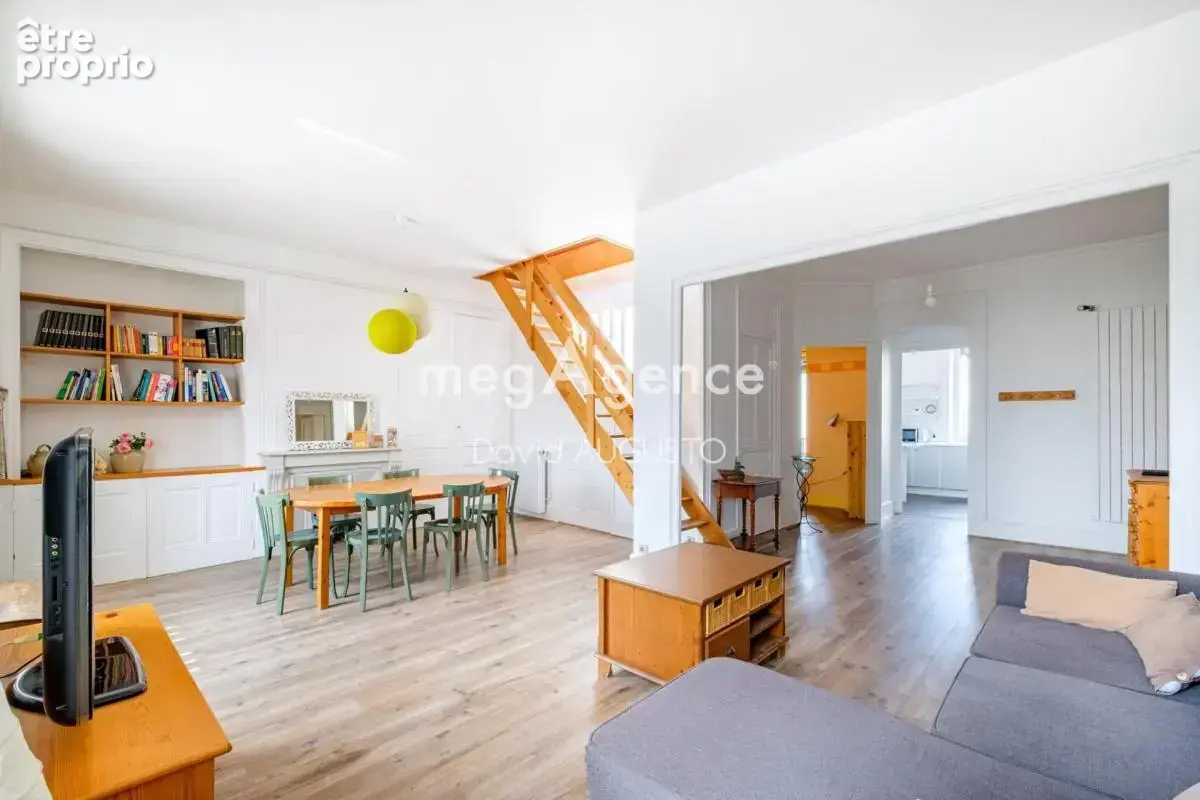 Dans bel immeuble ancien, duplex 3 chambres, au 5ème et dernier etage, cave - photo 5