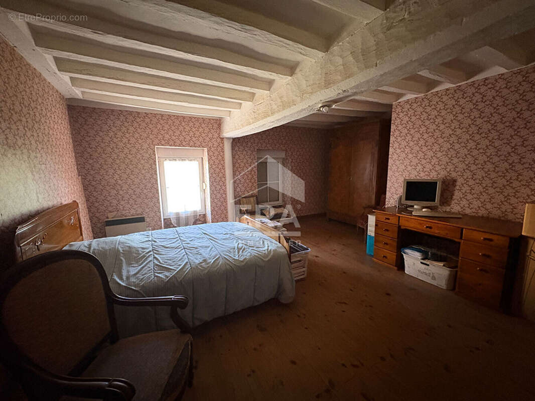 Maison à AILLIERES-BEAUVOIR