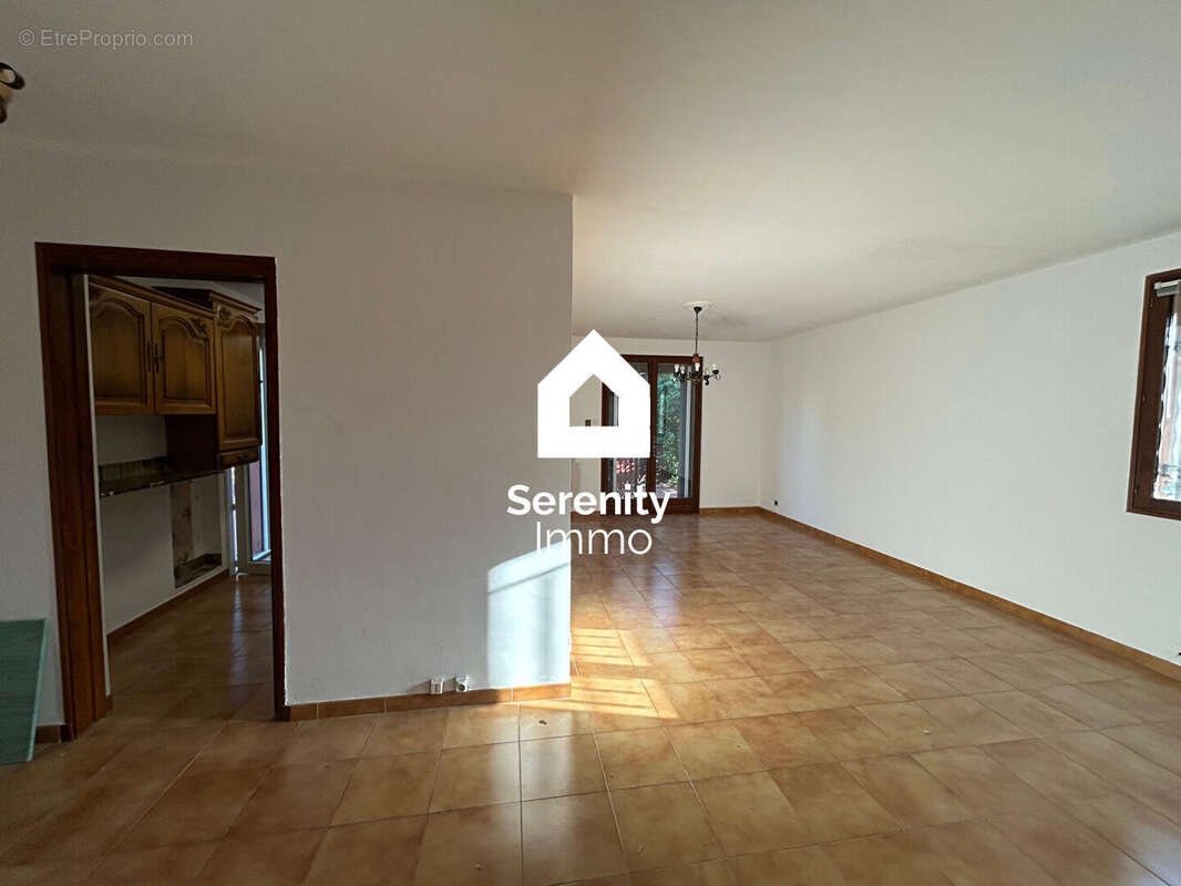 Appartement à SEPTEMES-LES-VALLONS