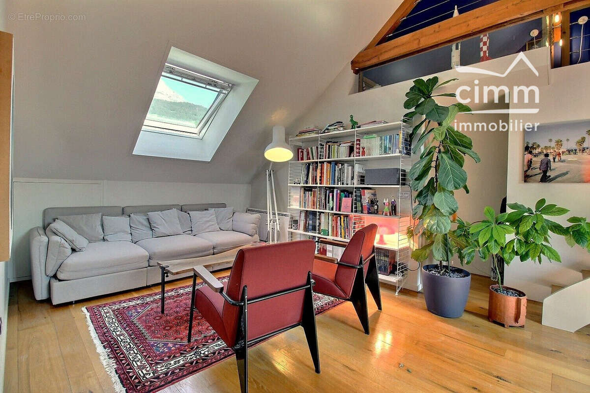 Appartement 93 m² à Sallanches  - photo 2