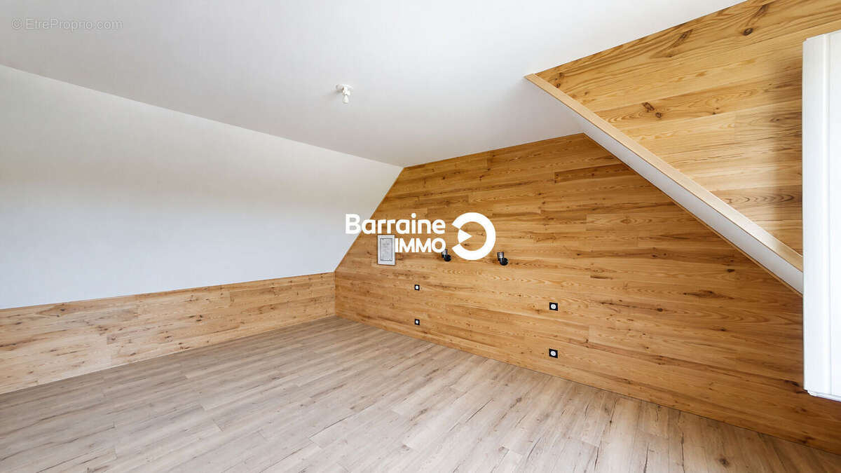 Maison Crozon avec de beaux volumes - photo 13