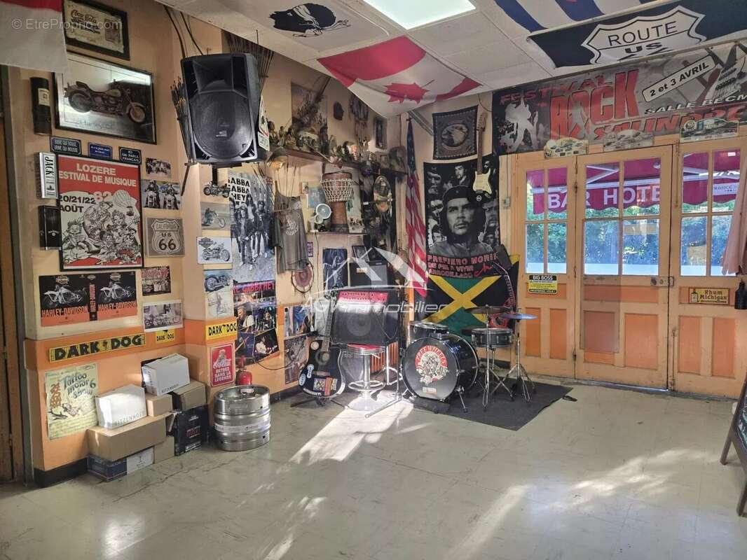 Appartement à SALINDRES