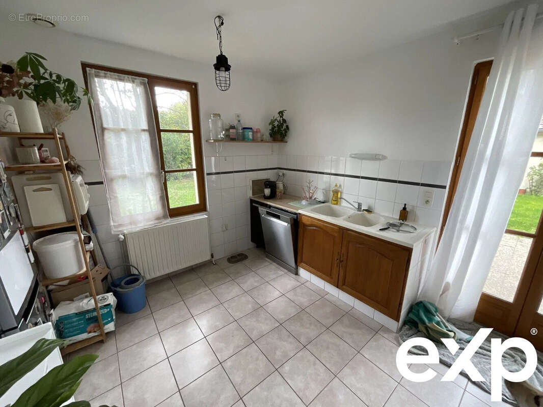 cuisine  - Maison à LES NOES-PRES-TROYES