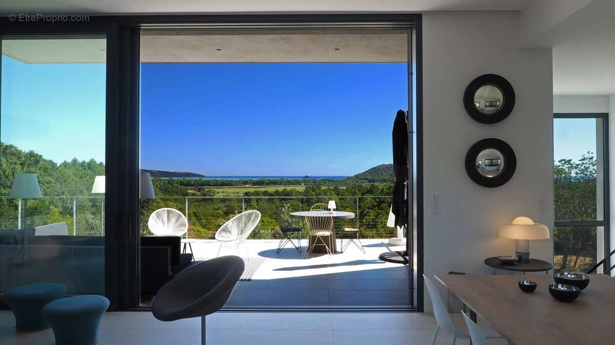 Maison à PORTO-VECCHIO