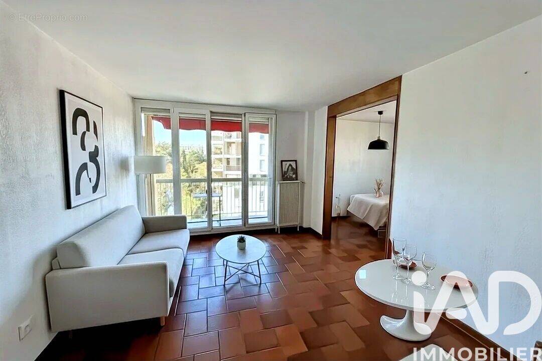 Photo 1 - Appartement à MARSEILLE-10E