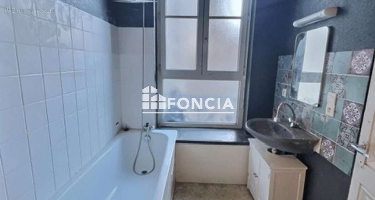 Appartement à SAINT-ETIENNE