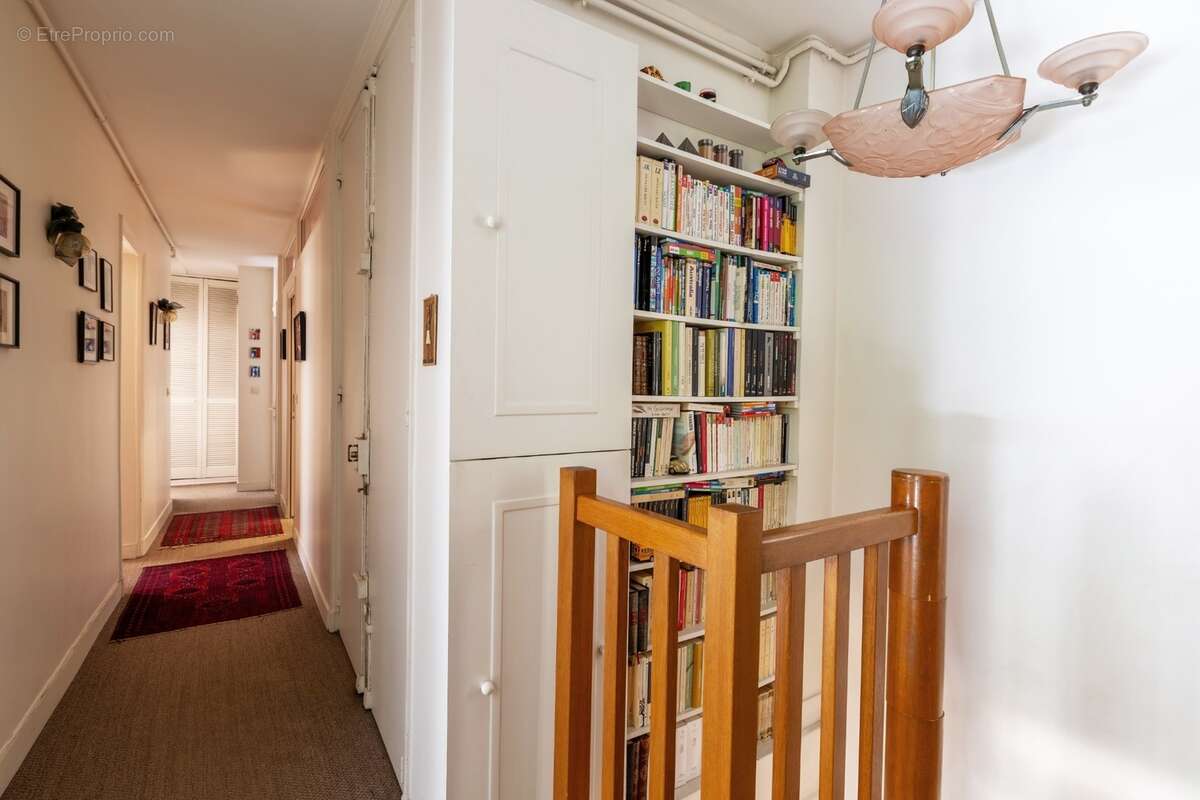 Appartement à vendre 6 pièces PARIS 18EME ARRONDISSEMENT (75) - photo 11