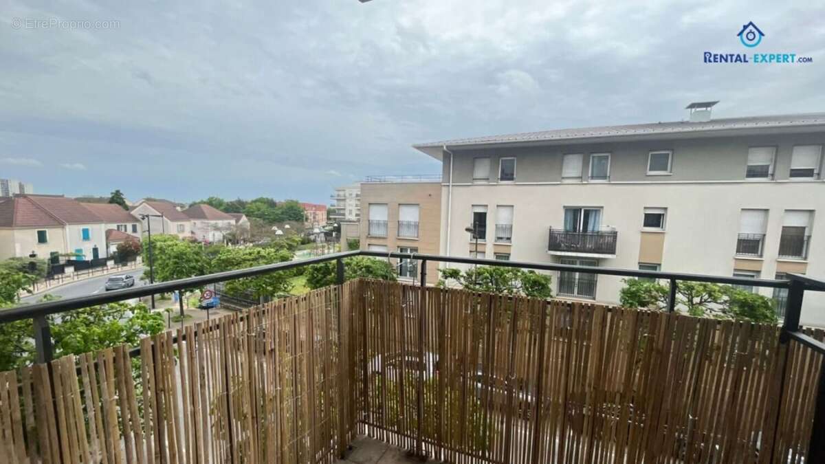 Appartement à LE BOURGET