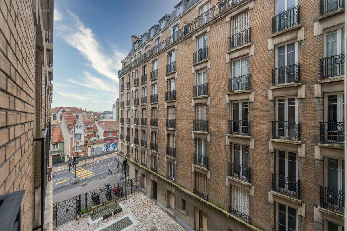 Appartement à COLOMBES